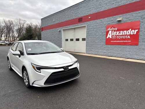 2026 Toyota Corolla Hybrid LE FWD (Natl)