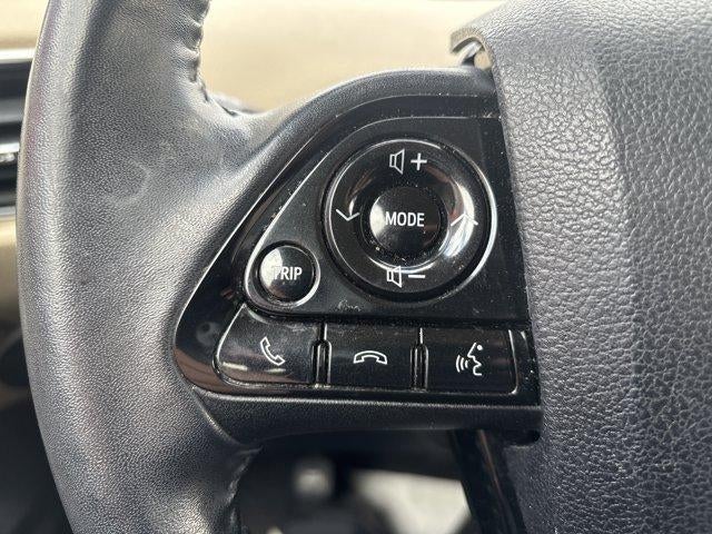 2021 Toyota Prius Limited (Natl)