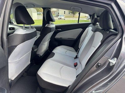 2016 Toyota Prius 5dr HB Two (SE)