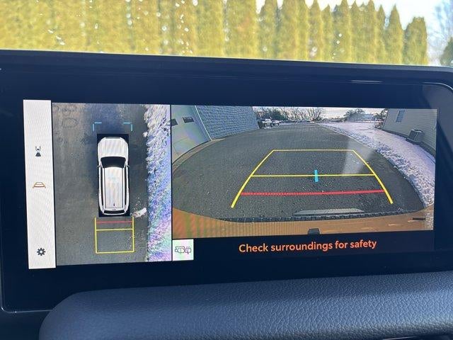 2024 Toyota Land Cruiser 4WD (GS)