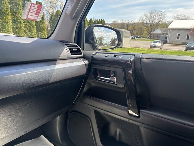 2020 Toyota 4Runner TRD Off Road Premium 4WD (Natl)