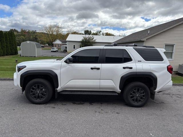 2025 Toyota 4Runner SR5 4WD (GS)
