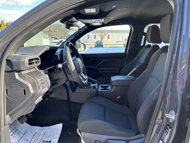 2025 Toyota 4Runner SR5 4WD (GS)