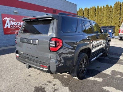 2025 Toyota 4Runner SR5 4WD (GS)