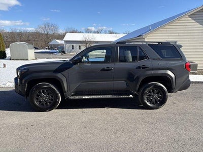 2025 Toyota 4Runner SR5 4WD (GS)