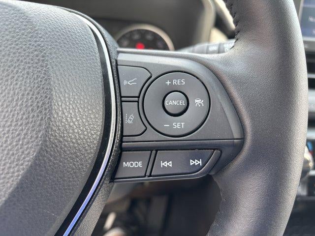 2020 Toyota RAV4 XLE Premium AWD (Natl)