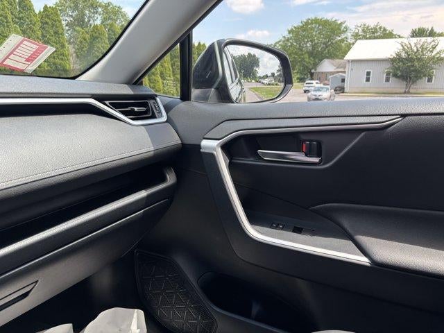 2020 Toyota RAV4 XLE Premium AWD (Natl)