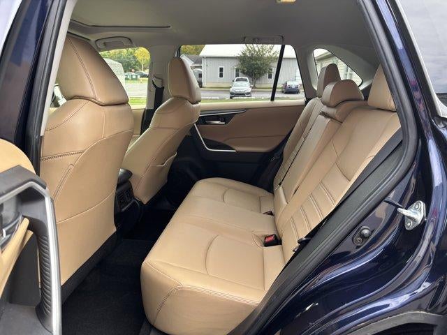 2020 Toyota RAV4 XLE Premium AWD (Natl)