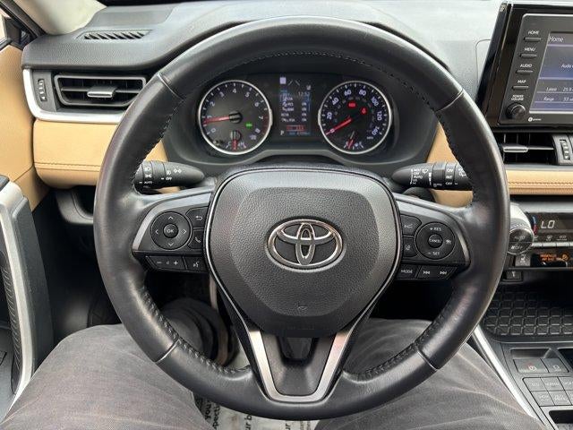2020 Toyota RAV4 XLE Premium AWD (Natl)