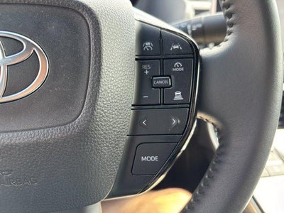 2024 Toyota bZ4X XLE AWD (Natl)