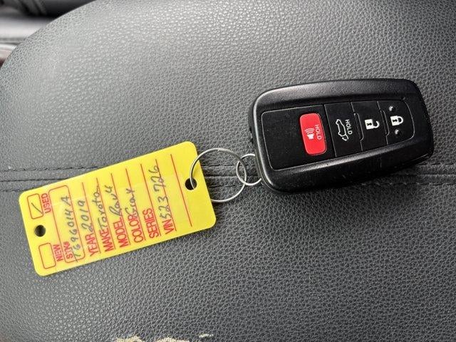 2019 Toyota RAV4 Limited AWD (GS)