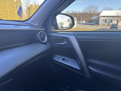 2017 Toyota RAV4 Hybrid LE Plus AWD (Natl)