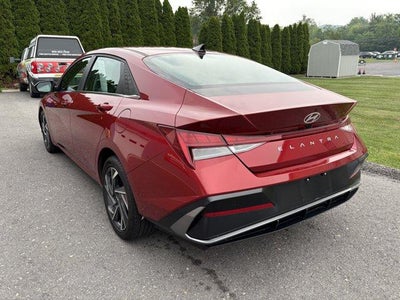 2025 Hyundai ELANTRA SEL Convenience IVT