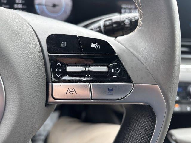 2025 Hyundai ELANTRA SEL Convenience IVT