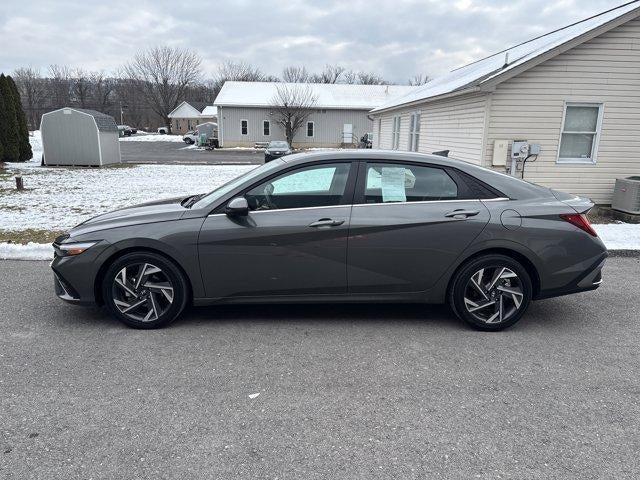 2025 Hyundai ELANTRA SEL Convenience IVT