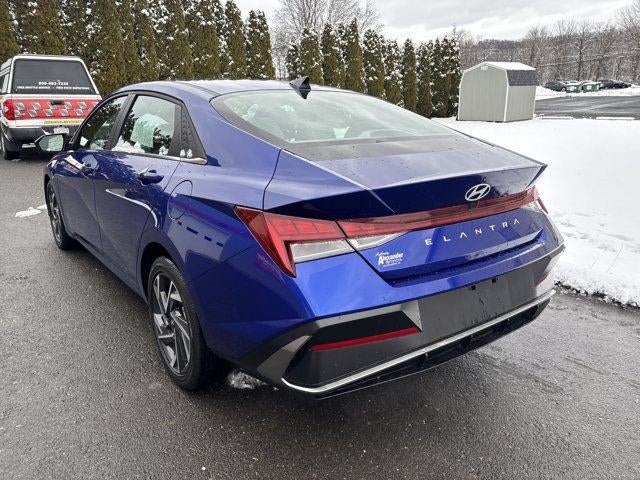 2025 Hyundai ELANTRA SEL Convenience IVT