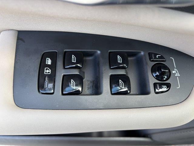 2025 Volvo XC90 2025.5 B6 AWD Plus 7-Seater