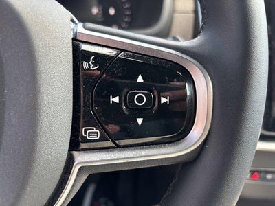 2025 Volvo XC90 2025.5 B6 AWD Plus 7-Seater