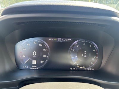 2021 Volvo XC40 T5 AWD R-Design