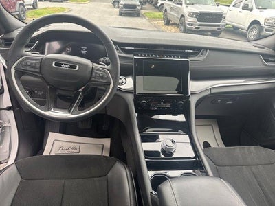 2023 Jeep Grand Cherokee Altitude 4x4