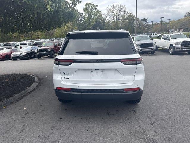 2023 Jeep Grand Cherokee Altitude 4x4