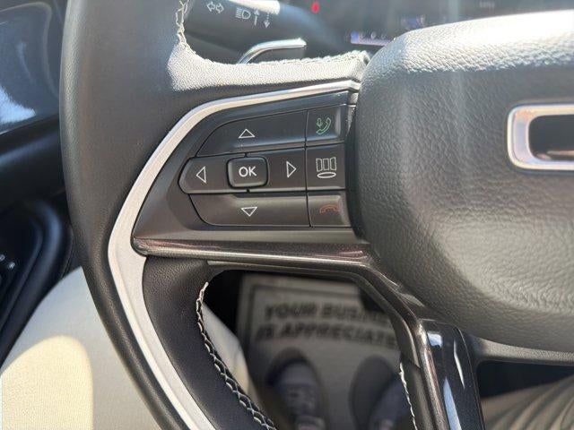 2023 Jeep Grand Cherokee L Altitude 4x4