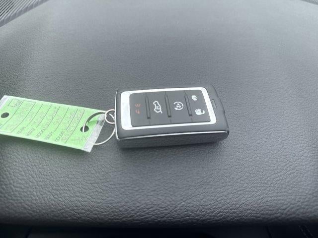 2024 Jeep Grand Cherokee L Altitude 4x4