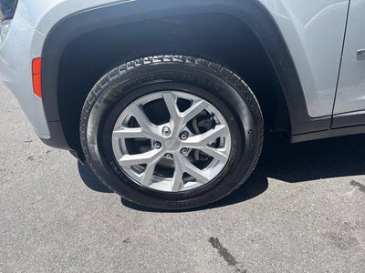 2023 Jeep Grand Cherokee L Limited 4x4