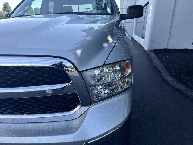2017 RAM 1500 SLT 4x4 Quad Cab 6'4" Box