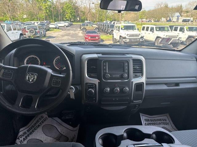 2017 RAM 1500 SLT 4x4 Quad Cab 6'4" Box
