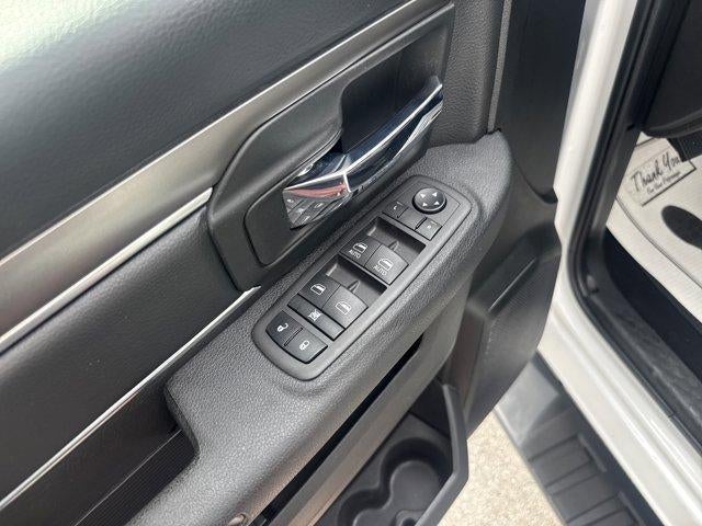 2024 RAM 1500 Classic Warlock 4x4 Crew Cab 5'7" Box