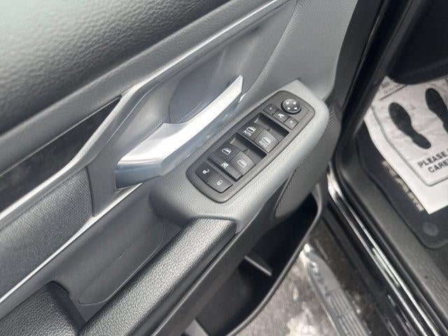 2023 RAM 1500 Big Horn 4x4 Crew Cab 5'7" Box