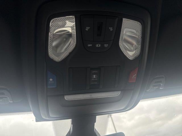 2023 RAM 1500 Big Horn 4x4 Crew Cab 5'7" Box