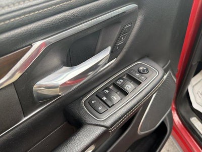 2021 RAM 1500 Laramie 4x4 Crew Cab 6'4" Box