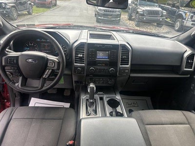 2015 Ford F-150 4WD SuperCrew 5-1/2 Ft Box XLT