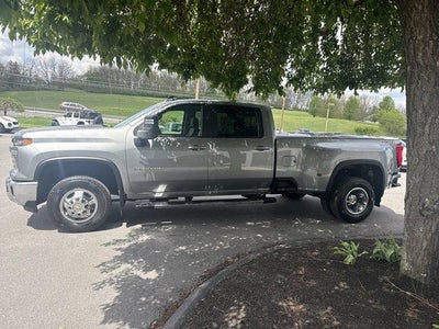 2025 Chevrolet Silverado 3500 HD Crew Cab Long Box 4-Wheel Drive LT