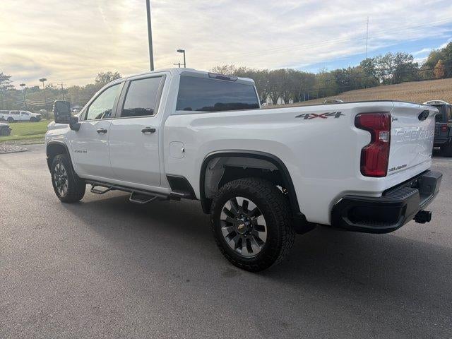2021 Chevrolet Silverado 2500 HD Crew Cab Standard Box 4-Wheel Drive Custom