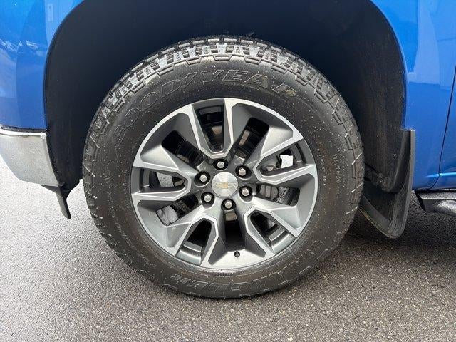 2023 Chevrolet Silverado 1500 Crew Cab Short Box 4-Wheel Drive LT 1LT