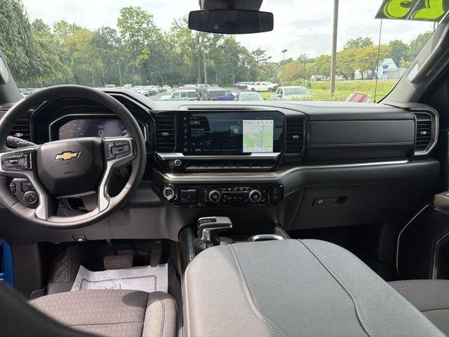 2023 Chevrolet Silverado 1500 Crew Cab Short Box 4-Wheel Drive LT 1LT