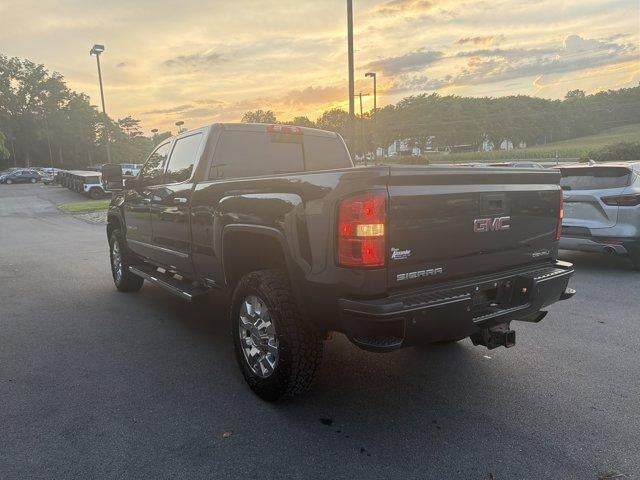 2016 GMC Sierra 2500 HD Crew Cab Standard Box 4-Wheel Drive Denali