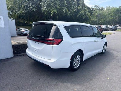 2023 Chrysler Pacifica Touring L FWD
