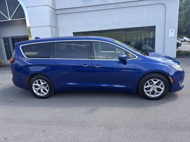 2018 Chrysler Pacifica Touring Plus FWD