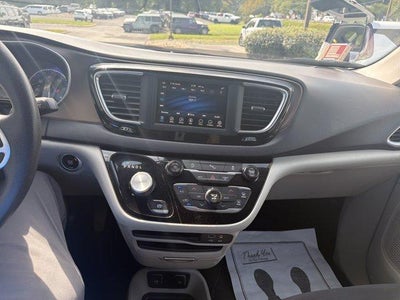 2018 Chrysler Pacifica Touring Plus FWD