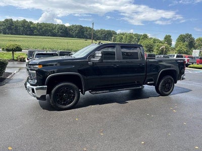 2024 Chevrolet Silverado 2500 HD Crew Cab Standard Box 4-Wheel Drive LT