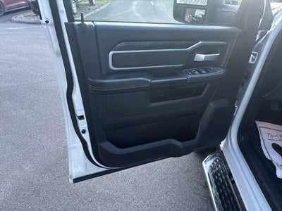 2024 RAM 3500 Big Horn 4x4 Crew Cab 8' Box