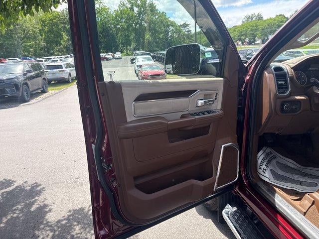 2022 RAM 3500 Laramie 4x4 Crew Cab 8' Box