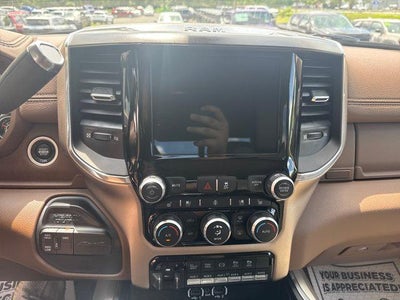 2022 RAM 3500 Laramie 4x4 Crew Cab 8' Box