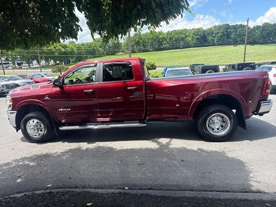 2022 RAM 3500 Laramie 4x4 Crew Cab 8' Box