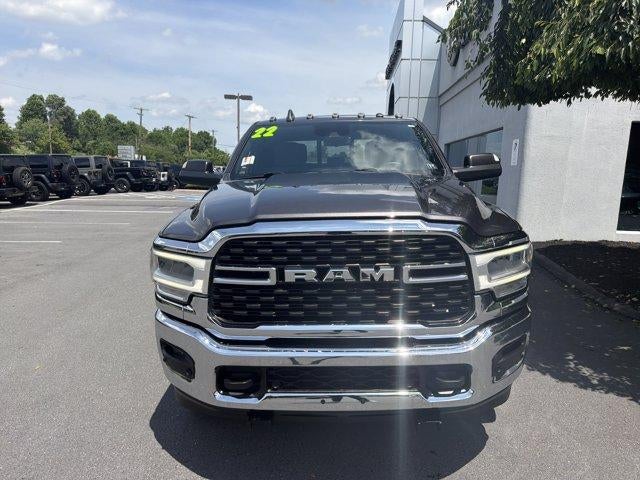 2022 RAM 2500 Big Horn 4x4 Crew Cab 6'4" Box