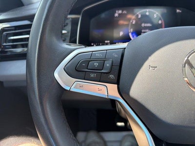 2025 Volkswagen Jetta SE Auto